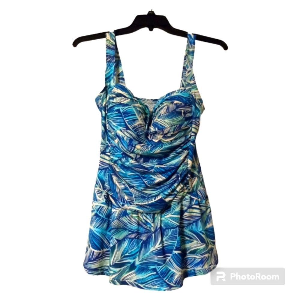 NWOT swimsuit by Emerald Bay